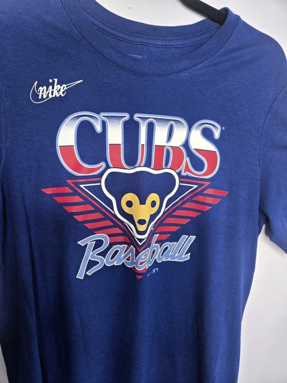 Nike Chicago Cubs MLB Graphic T-Shirt Blue & Red Men's Medium. For Girlies too!